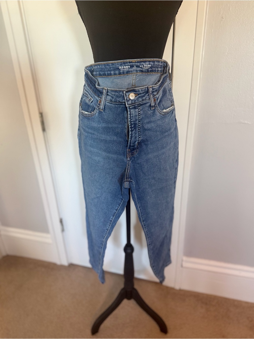 Old Navy Women's High-Rise Medium Blue Denim Jeans